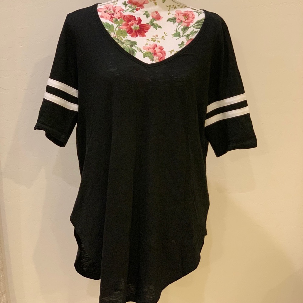 TORRID FOOTBALL FAVORITE TUNIC TEE PLUS SIZE 00